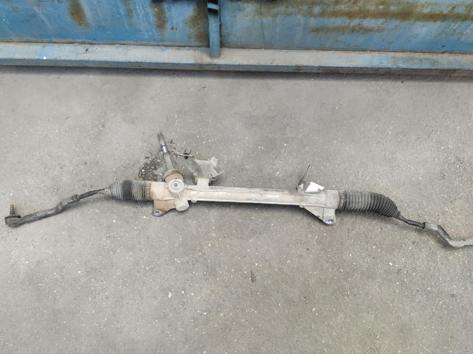 Nissan Qashqai direksiyon kutusu 